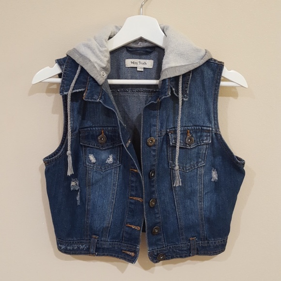 ❌✨NEW✨ Hooded Denim Vest❌SOLD! - Picture 1 of 6